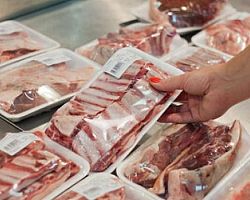 Χωρίς τέλη η ένδειξη «Ελληνική εκτροφή άνω των 5 μηνών» για το βόειο κρέας